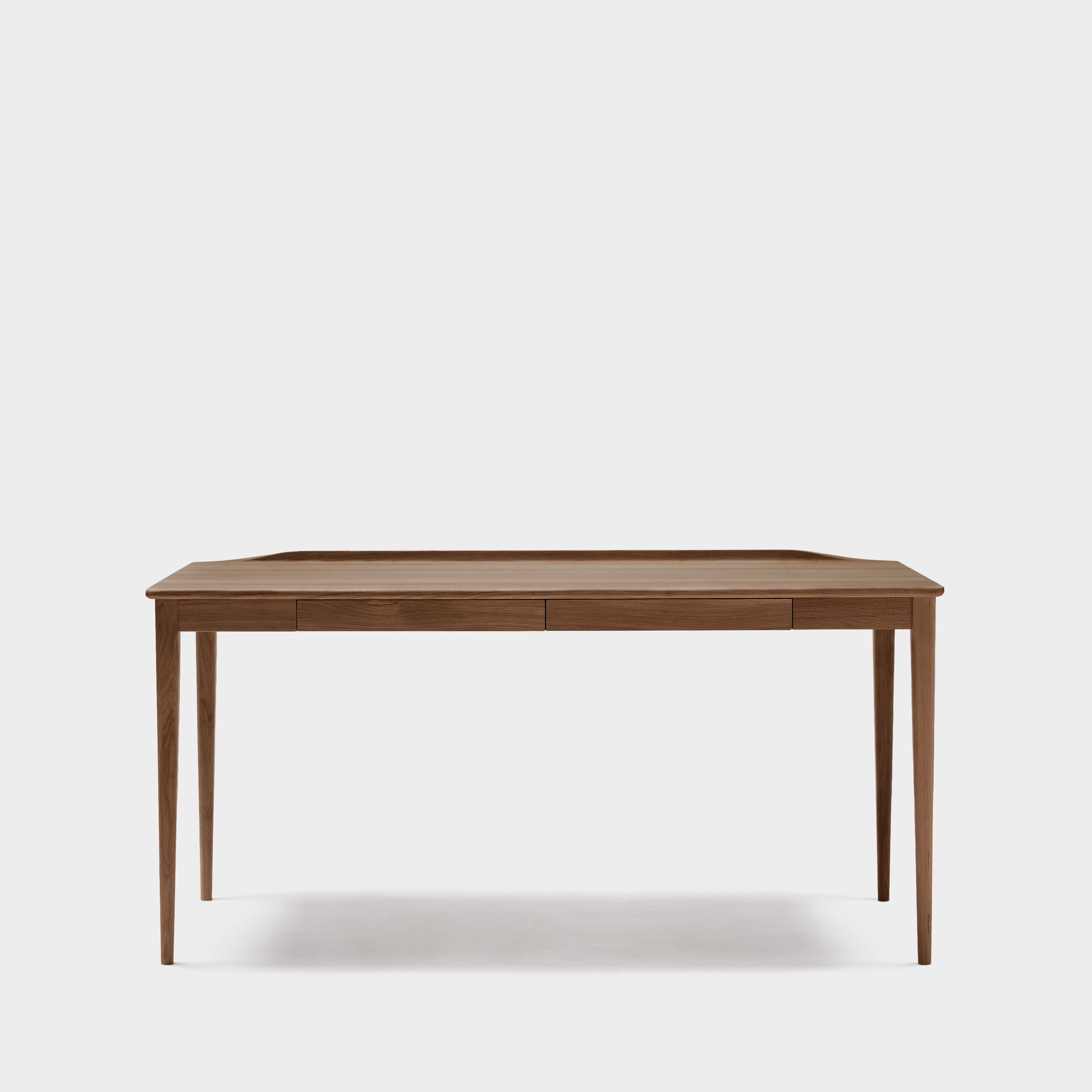 Fine-Edges desk