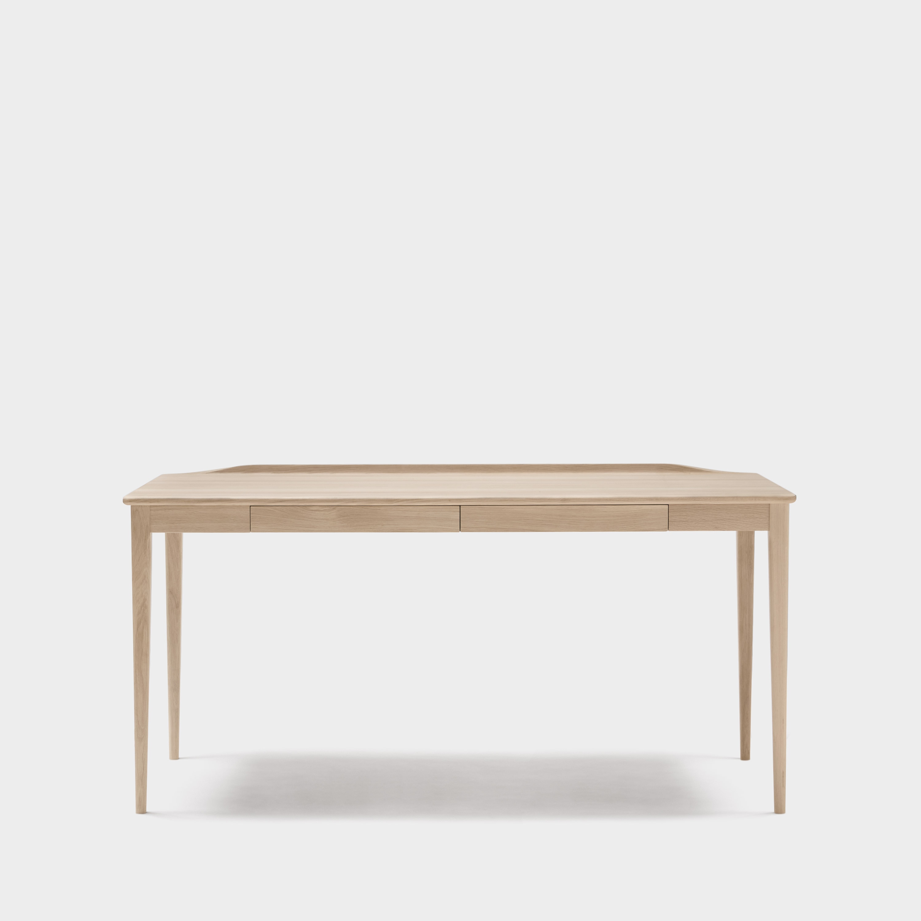 Fine-Edges desk