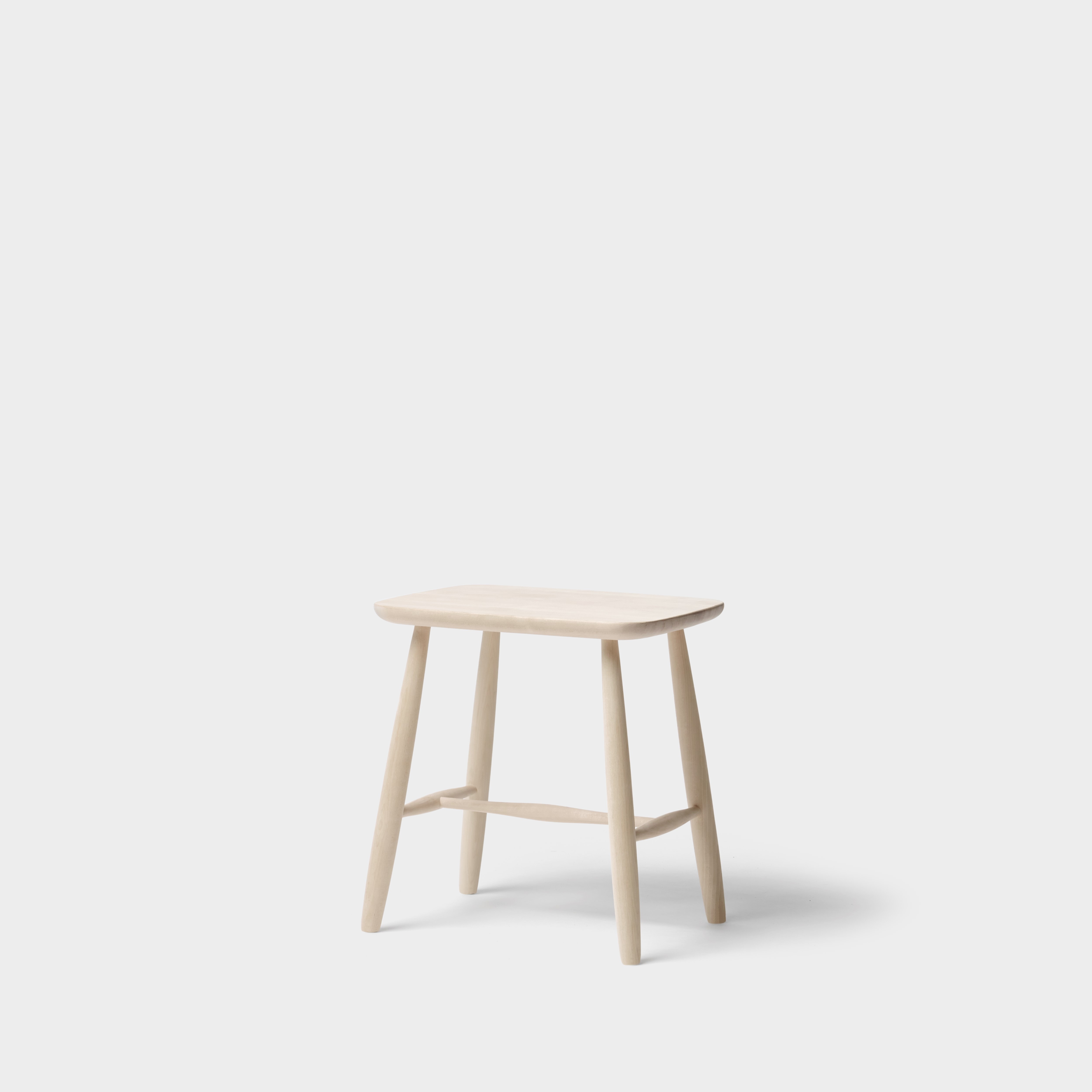 Pinn stool straight