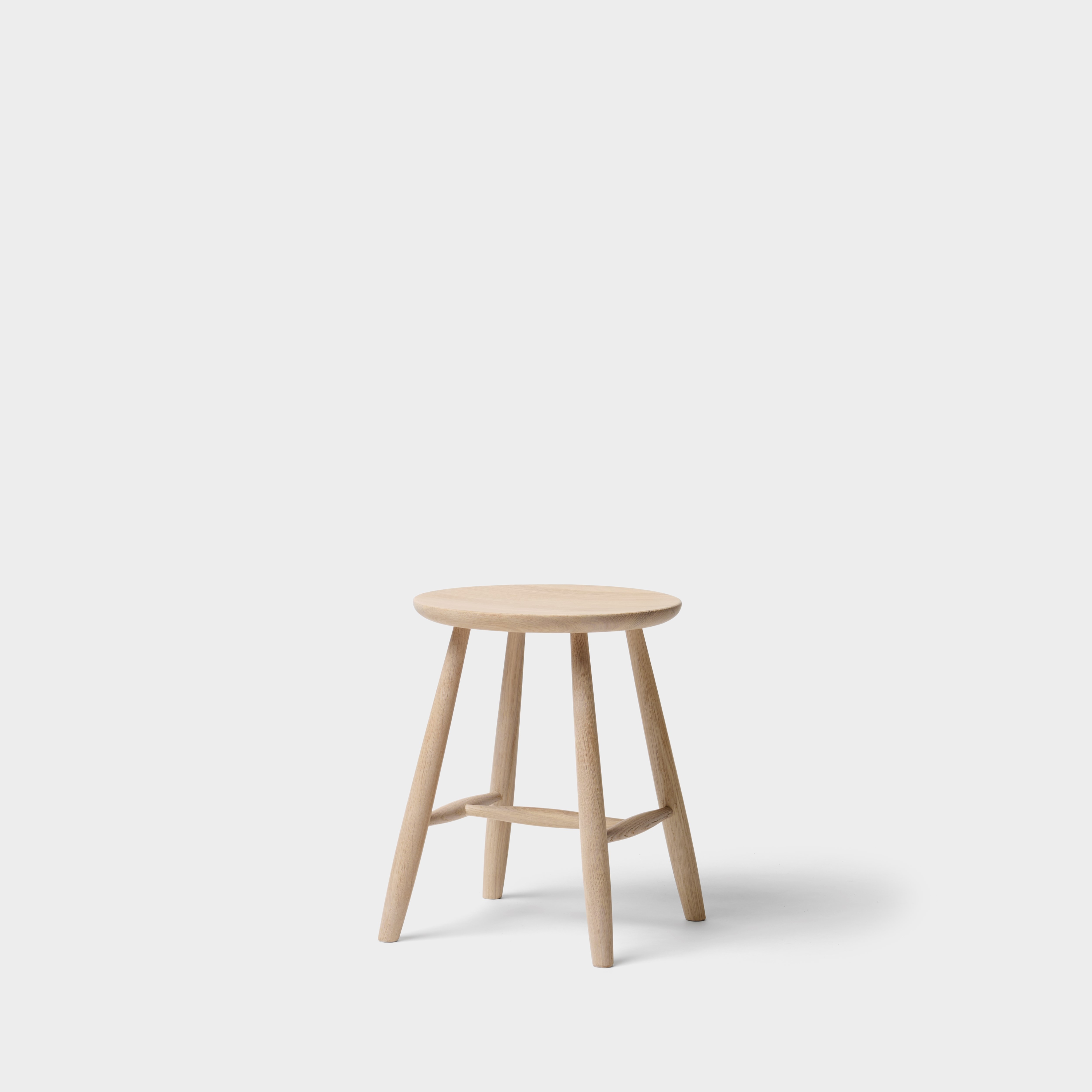 Pinn stool round