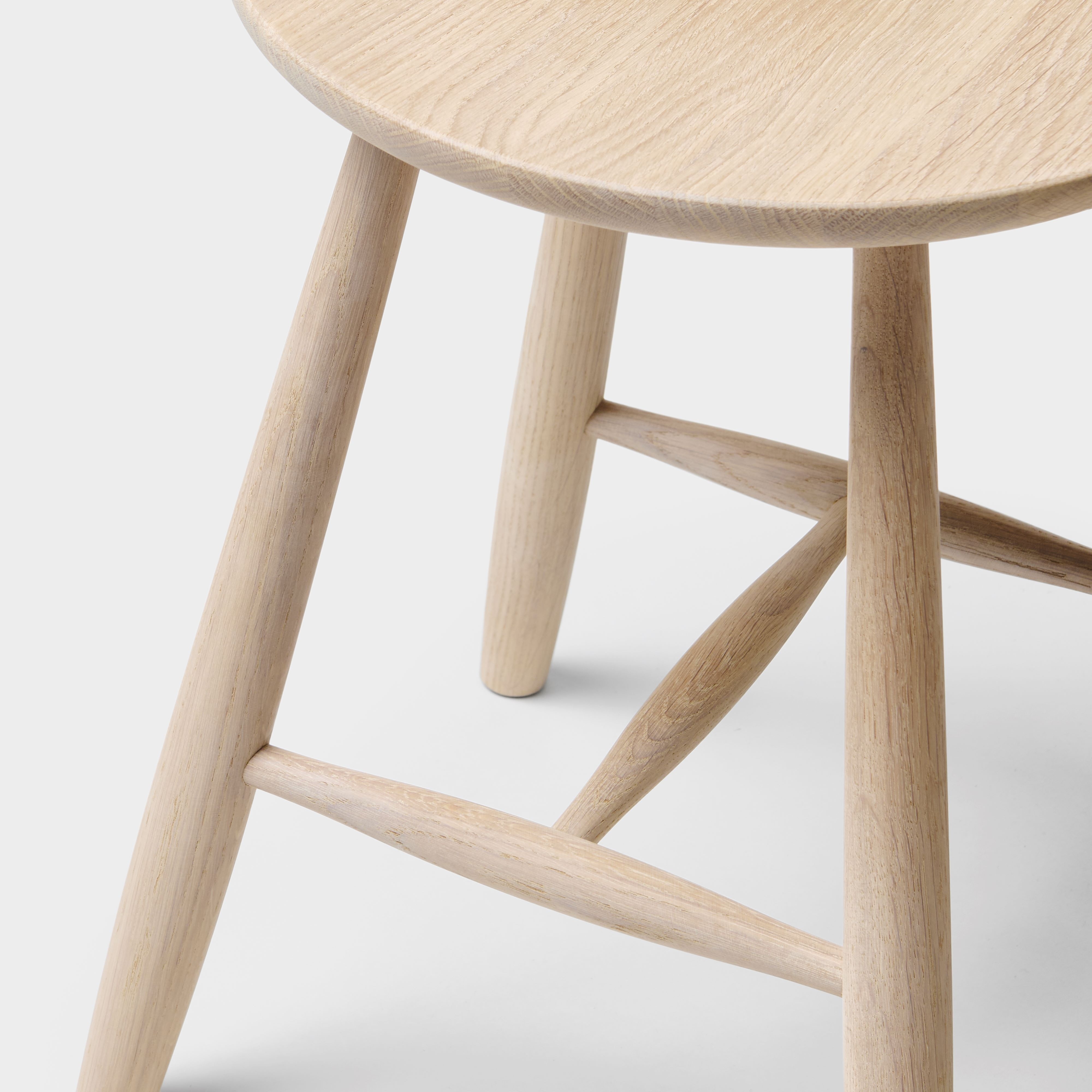 Pinn stool round