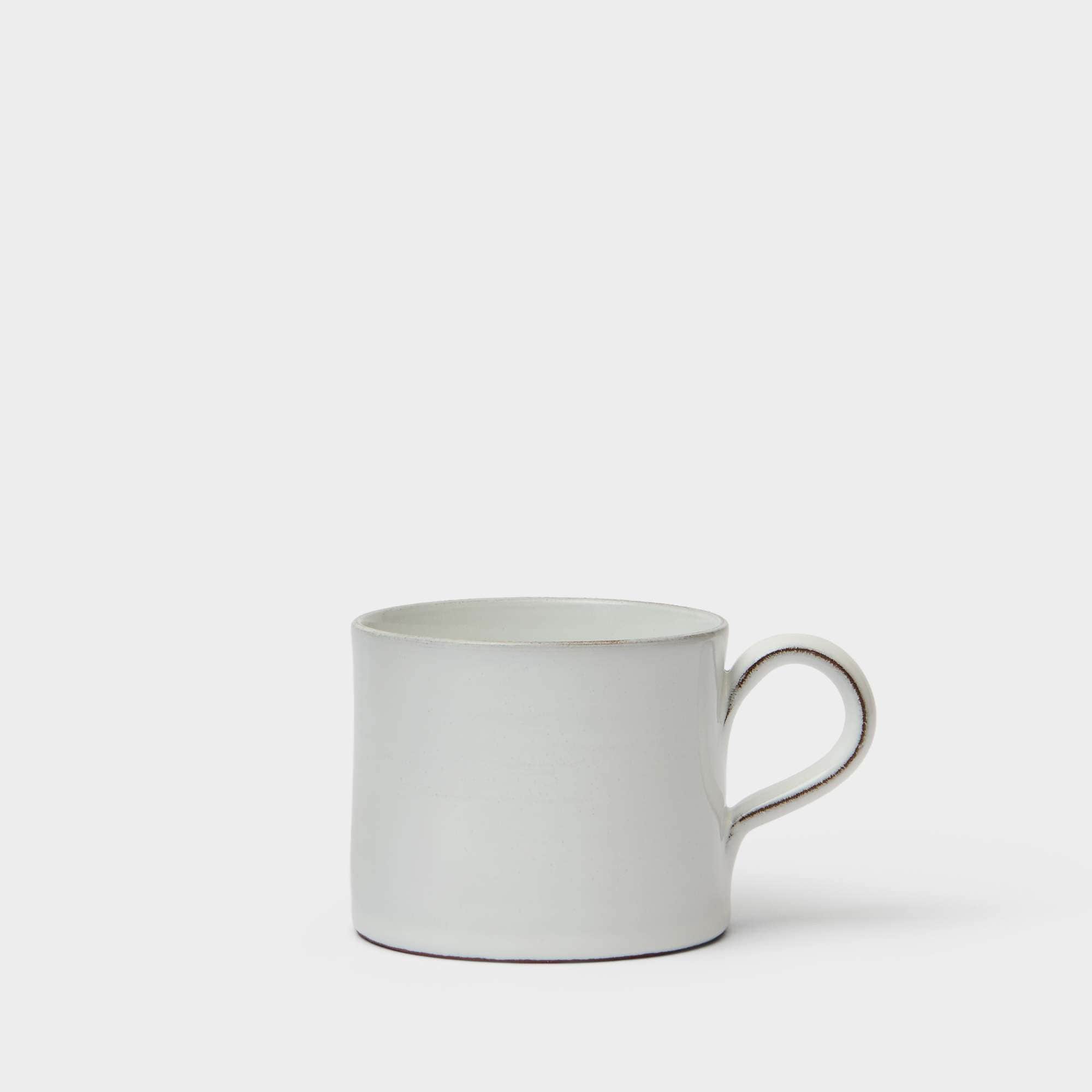 Mug with handle white 20 cl - från Jonas Lindholm